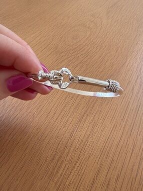 Silver Rope-Knot Hinged Bangle Bracelet